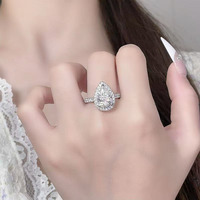 Bague en platine Pt950 avec diamant de laboratoire taille goutte d'eau, coupe brillante, style luxueux, 3 griffes, pierres latérales certifiées IGI