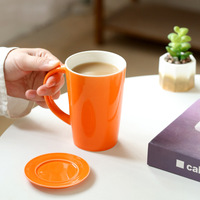 Ensemble de tasses à café de voyage en céramique créatives avec logo personnalisé tasse à thé en porcelaine avec infuseur et couvercle