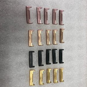 Adaptateur de bracelet pour montre intelligente <span class=keywords><strong>Fitbit</strong></span> Versa 4/3/<span class=keywords><strong>Sense</strong></span> 2, connecteurs en acier inoxydable, barrettes à ressort pour bracelet de montre - Product Image 4