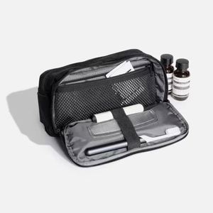 <b>Makeup</b> Bag Capacity Professional <b>Makeup</b> Artist With Adjustable Belt Shoulder Strap for <b>Makeup</b> <b>Box</b> - Product Image 2
