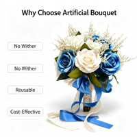 Bouquet de mariée bohème rétro avec roses artificielles couleur champagne et herbes séchées pour cérémonie de mariage en extérieur, mariée et demoiselles d'honneur