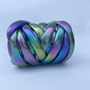 2.5-3cm sợi Craftsman tỏa sáng kim loại màu sắc khổng lồ <span class=keywords><strong>Polyester</strong></span> Iceland lõi <span class=keywords><strong>Spun</strong></span> sợi Chunky Tự làm ống T-Shirt sợi 250g/500G/1kg - Product Image 4