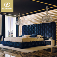 Ensemble de meubles de chambre à coucher italien de luxe, lit double moderne de taille king, ensemble de meubles en cuir
