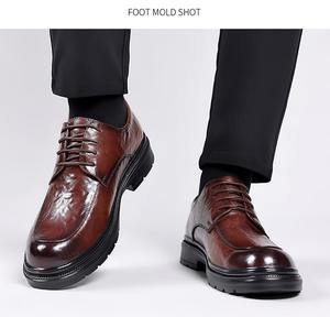 Chaussures en cuir de luxe haut de gamme pour hommes, à bout carré, décontractées et professionnelles, antidérapantes, respirantes, légères, de haute qualité, pour le bureau - Product Image 1