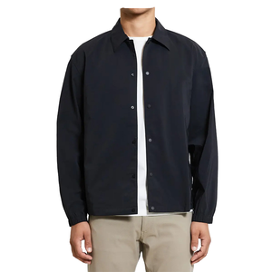 Veste Coach Noire Homme Personnalisée OEM en Gros, Col Pointu, Boutons Pression, Poignets Élastiques, Coupe Ample, Légère, Vêtement d'Extérieur Décontracté - Product Image 1