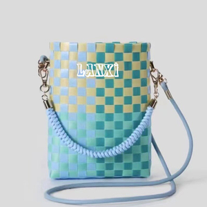 Bolsos de Mano Hechos a Mano/Artesanales al por Mayor con Logotipo Personalizado para Mujer, Bolsos de Gran Capacidad Plegables e Impermeables de PP Tejido para Viajes al Aire Libre - Product Image 1