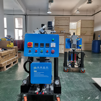 Machine professionnelle de pulvérisation de mousse de polyuréthane pour la rénovation des toits et l'isolation des bâtiments