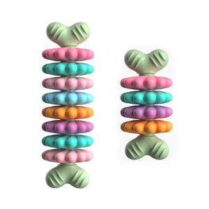 Lightweight Petal-Shaped Dog Chew Toy Wear-Resistant Tear-Safe for Cat Molar Bite Dog <b>Tooth</b> <b>Cleaning</b> <b>Tool</b> Made of Durable Rubber - Product Image 3