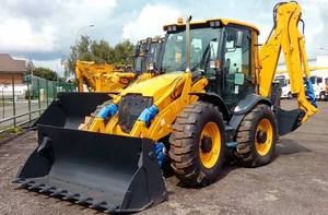 Retroexcavadora CLG777A de 8.4 Toneladas con Motor de 70kW y Sistema Hidráulico Eficiente - Product Image 6