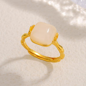 Anillo de plata de ley s925 con calcedonia ámbar en forma de cubo, estilo retro de corte femenino, sensación de lujo ligero y alta gama, g - Product Image 3