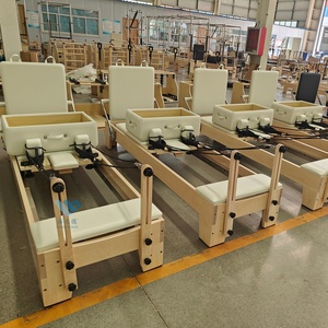 Reformer <span class=keywords><strong>de</strong></span> <span class=keywords><strong>Pilates</strong></span> Profesional <span class=keywords><strong>de</strong></span> Alta Gama, Fabricado en Madera <span class=keywords><strong>de</strong></span> Arce Blanco, para Gimnasio, Yoga y Estudio <span class=keywords><strong>de</strong></span> <span class=keywords><strong>Pilates</strong></span>, con Cuero Sintético Rosa - Product Image 5