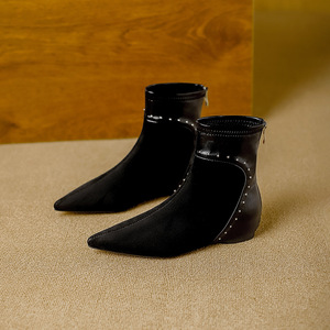 Botas de Tobillo con Cordones Multifuncionales, Cómodas, de Tacón Grueso y Punta Cuadrada para Mujer, Diseño Retro, Antideslizantes, Características Duraderas - Product Image 1