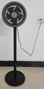 Ventilateur sur pied circulateur de haute qualité, 9 pouces, gris foncé, en plastique, réglable mécaniquement en hauteur, avec minuterie, léger, soufflage doux et froid, pour extérieur - Product Image 5