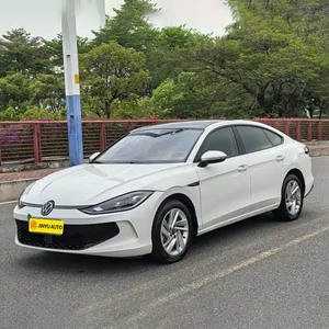 Auto Usata 2022 Volkswagen Lamando L 280TSI DSG Edizione <span class=keywords><strong>Cool</strong></span> Sport 7DCT Hatchback con Tetto Apribile, 20.000 km, per Esportazione in Russia - Product Image 1