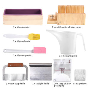 Kit complet de fabrication de savon DIY Nicole avec revêtement en caoutchouc fait main, écologique, non toxique, coupe-savon et tampon multifonctionnels - Product Image 2