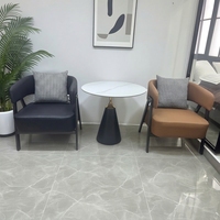 Fauteuil de détente contemporain |   Fauteuil d'appoint rembourré avec structure métallique robuste, mobilier de luxe pour salon