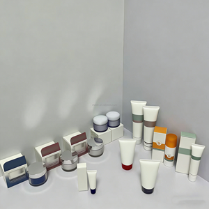 Tonique Zéro Pores OEM/ODM 250ml AHA BHA PHA Niacinamide Panthénol Exfoliant Hydratant Contrôle du Sébum Soin des Pores Lissant Tous Types de Peau - Product Image 4