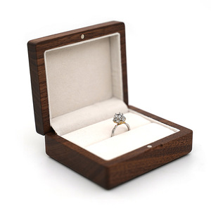Caja de Almacenamiento de Joyas Rectangular Personalizable al por Mayor, Caja de Joyería de Madera Premium para Anillos y Pendientes, para Hogar o Escritorio de Estilo Vintage - Product Image 2