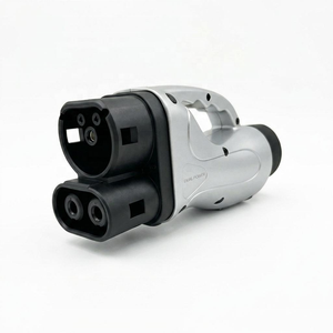 Adaptateur GBT vers CCS2 haute intensité 400A, spécialement conçu pour les voitures <span class=keywords><strong>de</strong></span> Hong Kong, connecteur <span class=keywords><strong>de</strong></span> charge rapide DC pour véhicules <span class=keywords><strong>électrique</strong></span>s <span class=keywords><strong>de</strong></span> Hong Kong CCS2 - Product Image 1