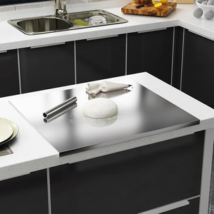 Tabla de cortar de acero inoxidable Tabla de pastelería Tabla de cortar de acero inoxidable con labio para encimera de cocina - Product Image 2