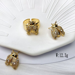 LS-B7478 personalità insetto moda orecchino colorato zircone <span class=keywords><strong>coccinella</strong></span> <span class=keywords><strong>orecchini</strong></span> di lusso in oro per le donne - Product Image 3