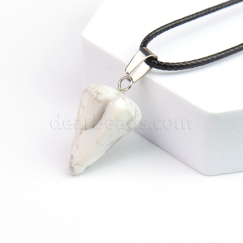 Howlite
