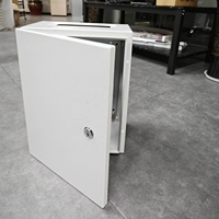 Boîtier électrique en tôle d'acier inoxydable étanche pour l'extérieur Boîte de jonction en métal Boîte de contrôle de distribution Boîte électrique en métal