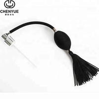 Pulvérisateur de parfum en plastique de style vintage, bulbe de 20 mm/24 mm/28 mm, rechargeable avec un pompon pour les flacons à bouchon à vis