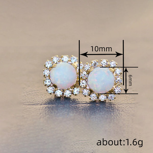 Orecchini a perno con imitazione di opale cristallino lucido, micro zirconi intarsiati, eleganti e semplici, gioielli da donna - Product Image 3