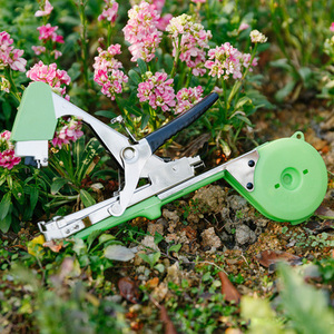 Machine à taper manuelle multifonctionnelle pour le <span class=keywords><strong>jardin</strong></span> Nouvel <span class=keywords><strong>outil</strong></span> <span class=keywords><strong>de</strong></span> ruban adhésif pour la ferme et les branches pour la ferme et le <span class=keywords><strong>jardin</strong></span> - Product Image 6