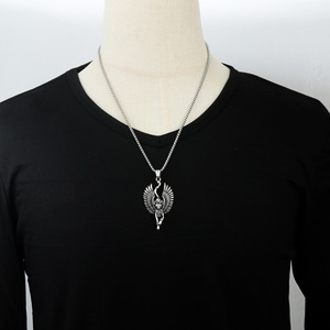 Colgante de acero inoxidable con diseño de diosa egipcia antigua con alas, collar de moda unisex, joyería 12074 - Product Image 4