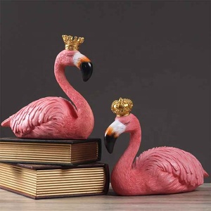 Flamingo Couple Decoration Ornaments Resin Art Figurine Table and Desk Decor Statue Resin - Product Image 4