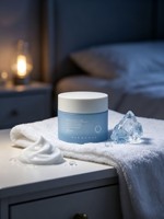Crème hydratante riche Polaire, hydratation longue durée, effets antioxydants et anti-âge, texture gel, non collante, sérum de base
