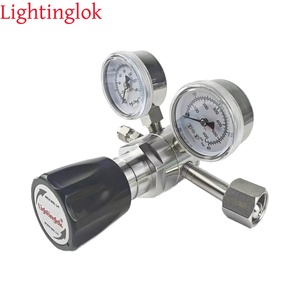 Regulador de Presión de Gas Lightinglok R41 Compatible con Helio y Argón, Acero Inoxidable, Rango de 1400-3500 PSI - Product Image 2