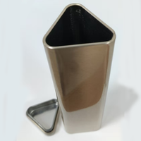 Boîte Cadeau Triangulaire en Fer Blanc pour Thé, Chocolats, Bonbons, Porte-Stylos/Crayons & Souvenirs - Matériaux Recyclés, Logo Personnalisé Disponible
