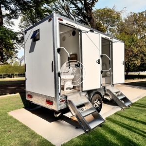 Toilettes mobiles portables compatibles ADA, toilettes de camping, toilettes extérieures de luxe, remorque de toilettes - Product Image 3