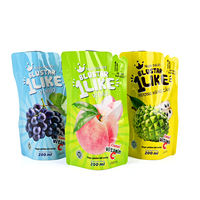 Groothandel op maat gemaakte plastic Doypack zakken met tuit voor fruit- en drankenverpakkingen, aluminium stand-up pouch 200ml met ingebouwde rietje