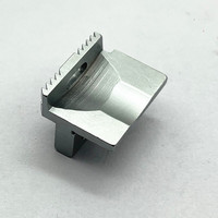 Accessoires pour machine à coudre industrielle B1109-563-000 B1613-563-000 Plaque à aiguille/DOG d'alimentation POUR Juki LU-1510N 1508N LU-563