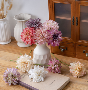 Fleurs artificielles de style Dahlia INS pour la décoration de la maison, mariage, vente en gros, ornementales, fleurs décoratives en soie, vente en gros - Product Image 3