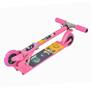 Trottinette pliable à deux roues pour enfants de 3 ans et plus, rose avec design spatial, hauteur réglable pour garçons et filles - Product Image 1