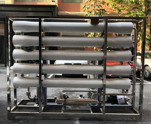 Telecomando Auto 10 T/<span class=keywords><strong>H</strong></span> containerizzato Ro sistema di osmosi inversa 10000L/<span class=keywords><strong>H</strong></span> Ro impianto di trattamento delle acque per acqua di alimentazione TDS 2000 - Product Image 4