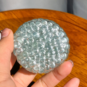 Jouet Squishy Ultra-Doux Dégradé Effet Glacier, Balle en Verre Squishy pour la Relaxation et l'Entraînement de la Force des Mains avec Son ASMR Apaisant - Product Image 3