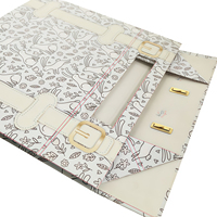 Nouvelle boîte cadeau au design personnalisé avec poignée boîte d'emballage en carton rigide créative sac à main mignon recyclé