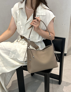 Bolso de Hombro de Cuero Granulado de Lujo para Mujer, Bolso Minimalista Tipo Hobo, Bolso de Mano de Cuero Genuino de Alta Calidad - Product Image 6