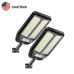 ไฟถนนโซลาร์เซลล์แบบรวมแสง 2 ชุด พร้อมหลอด LED เลนส์ออปติคอล 108 SMD 3030 สำหรับพื้นที่จัดเก็บสินค้าในร่มและพื้นที่จัดเก็บสินค้ากลางแจ้ง - Product Image 1
