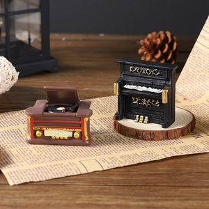 Ornements miniatures rétro en résine Mystic Arts : téléphone, appareil photo, piano, machine à écrire, radio – décorations pour la maison et le <span class=keywords><strong>meuble</strong></span> à vin - Product Image 4