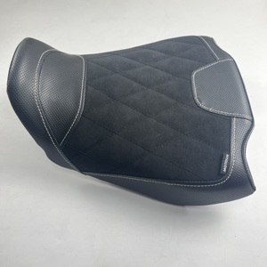 Asiento de Motocicleta de Cuero Negro con Costuras Blancas, Repuesto Nuevo para Honda CBR <span class=keywords><strong>650R</strong></span> 2024-2025 - Product Image 2