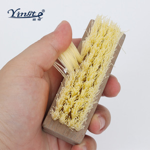 Brosse à chaussures Yingte avec manche en bois et poils en PP pour un nettoyage en douceur des chaussures - Product Image 4