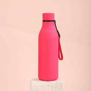 Termo de Acero Inoxidable para Exportación, Taza Deportiva de Doble Aislamiento al Vacío con Diseño Elegante para Distribuidores Globales - Product Image 3