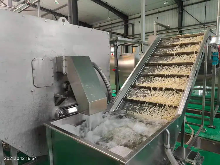 Tam otomatik dondurulmuş patates fransız kızartma üretim hattı/patates kızartması makinesi/patates cipsi yapma makinesi
